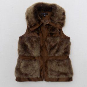 LAST CALL  RCV Faux fur Vest